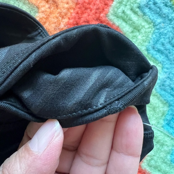 Old Navy Active  3/4 Leggings Go-Dry Black - Picture 10 of 10